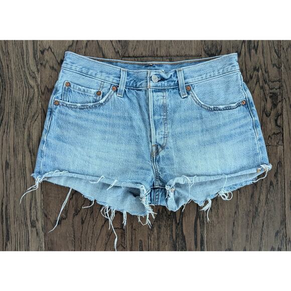Levi's 501 Cutoff Frayed Jean Shorts Size 28 - Picture 1 of 7